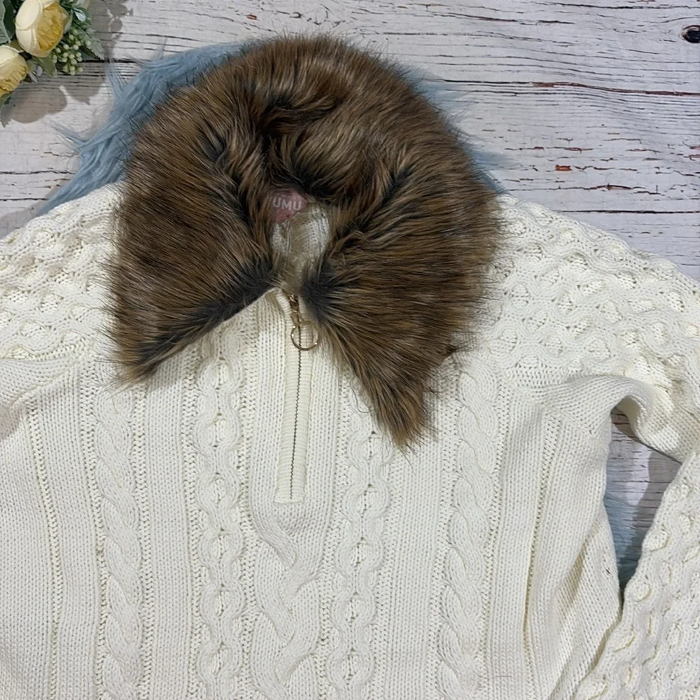 NWT SHOW ME YOUR MUMU sun valley pullover in cream faux fur